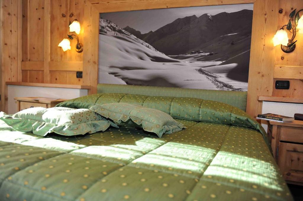 Alpina Hotel 3*